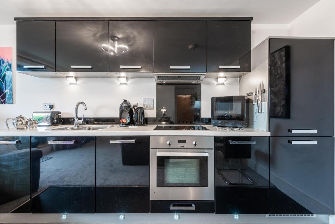 Luxurious River View Apartment With Terrace Ουόρσεστερ Εξωτερικό φωτογραφία